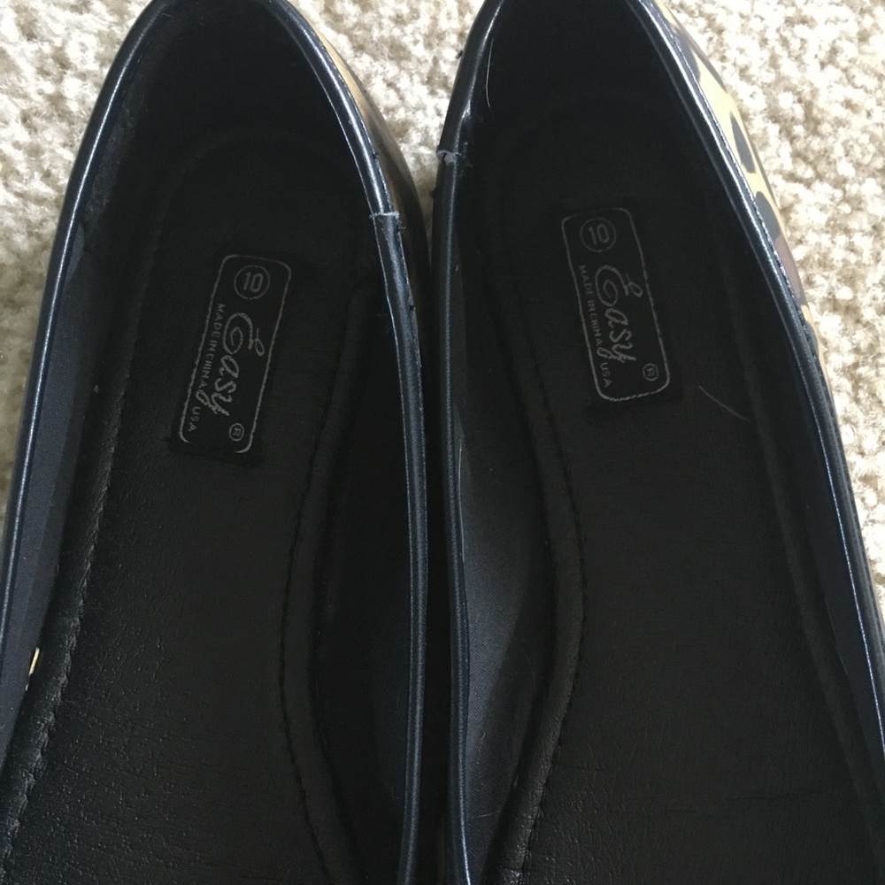 NWOT. Leopard Print Ballet Flats - Picture 4 of 5